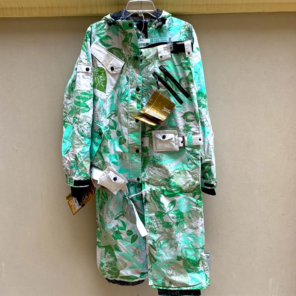 NWT - Set of Grenade Ski, Snowboarding Jacket & Pants!
